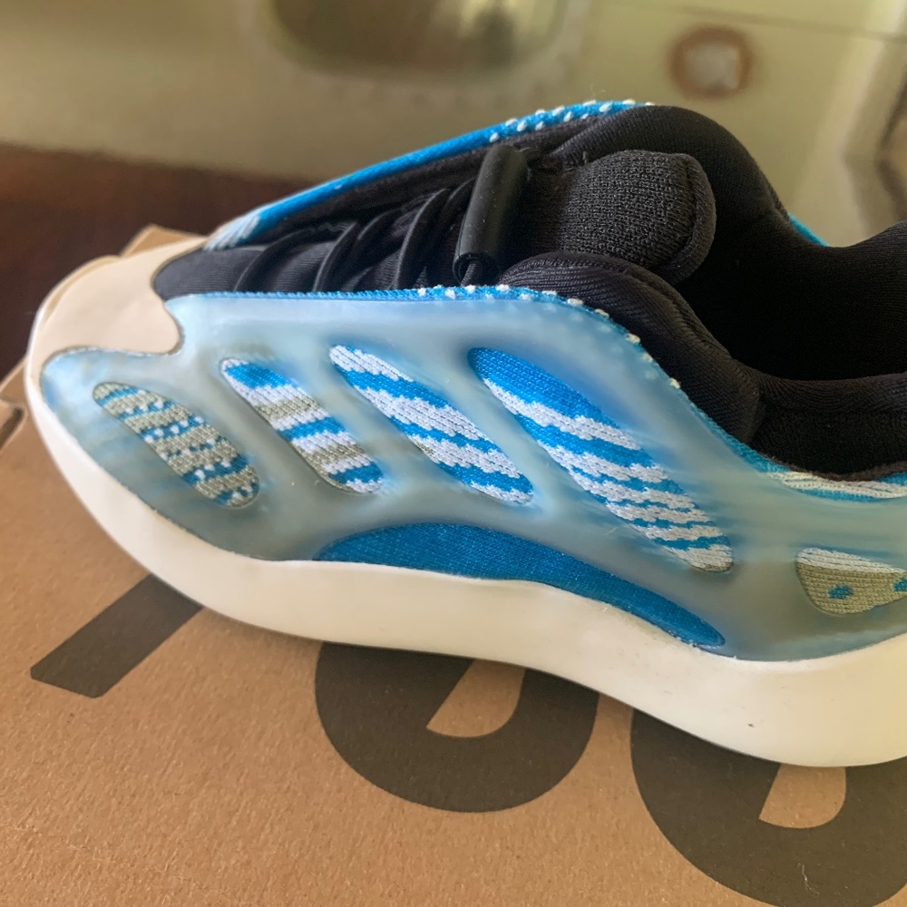 adidas Yeezy 700 V3 Arzareth (Kids)